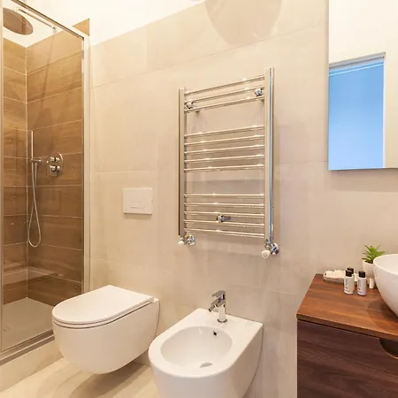 Hostly-colorhome Midtown * Rzym