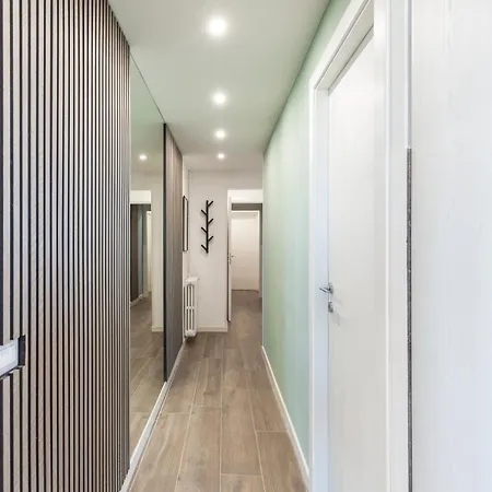 Hostly-colorhome Midtown * Rome
